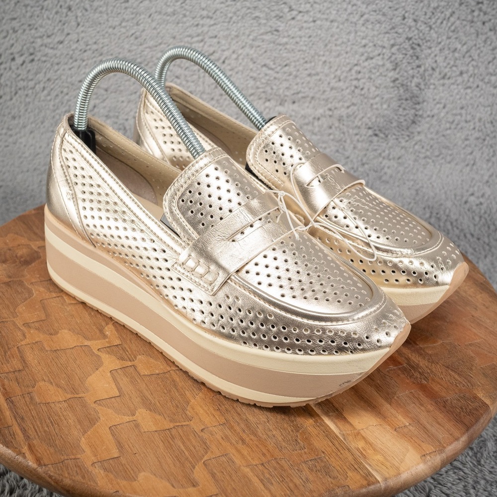 Dolce Vita Janine Slip-On Gold Metallic‎ Perforated Wedge Size 9 Platform Shoes